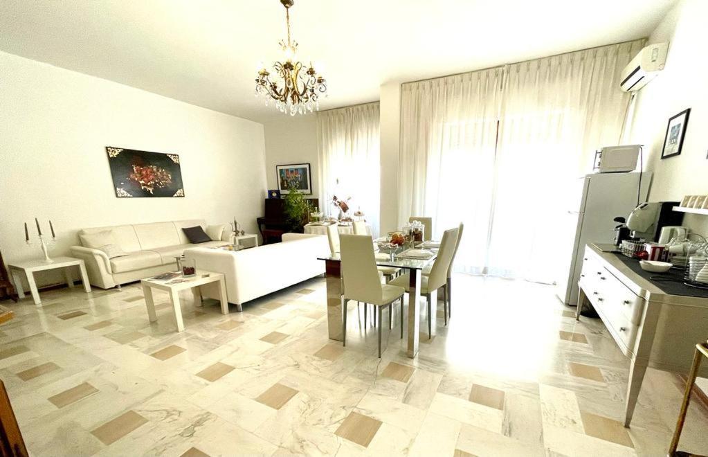 Rosa Dei Venti B&B Taranto Exterior foto